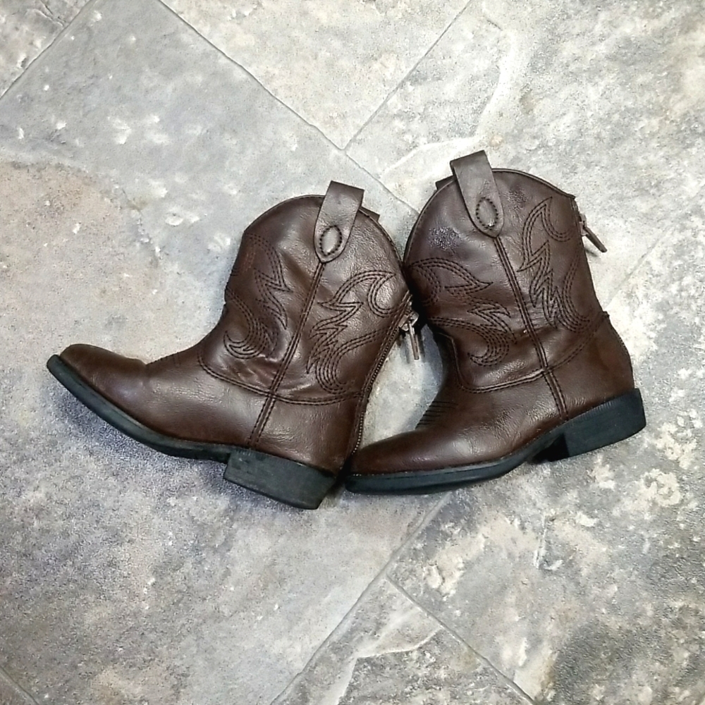 Kids boots